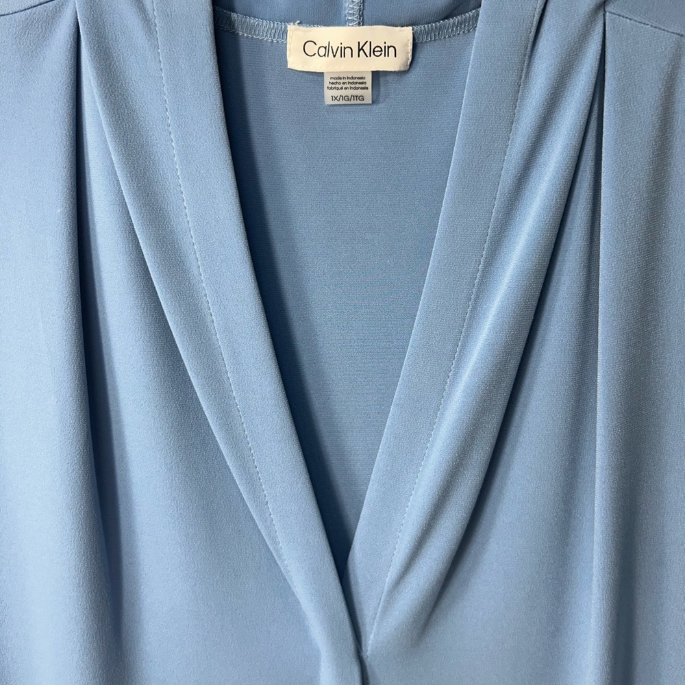 Calvin Klein Women's Light Blue Sleeveless Top - Picture 5 of 6